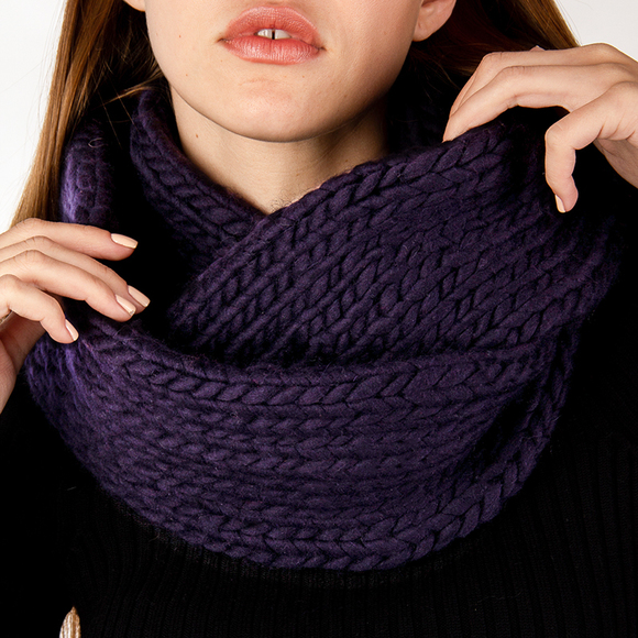 WOOL AND THE GANG DARK BLUE SCARF | WOMENS SIZE 140Z13 - Picture 3 of 3